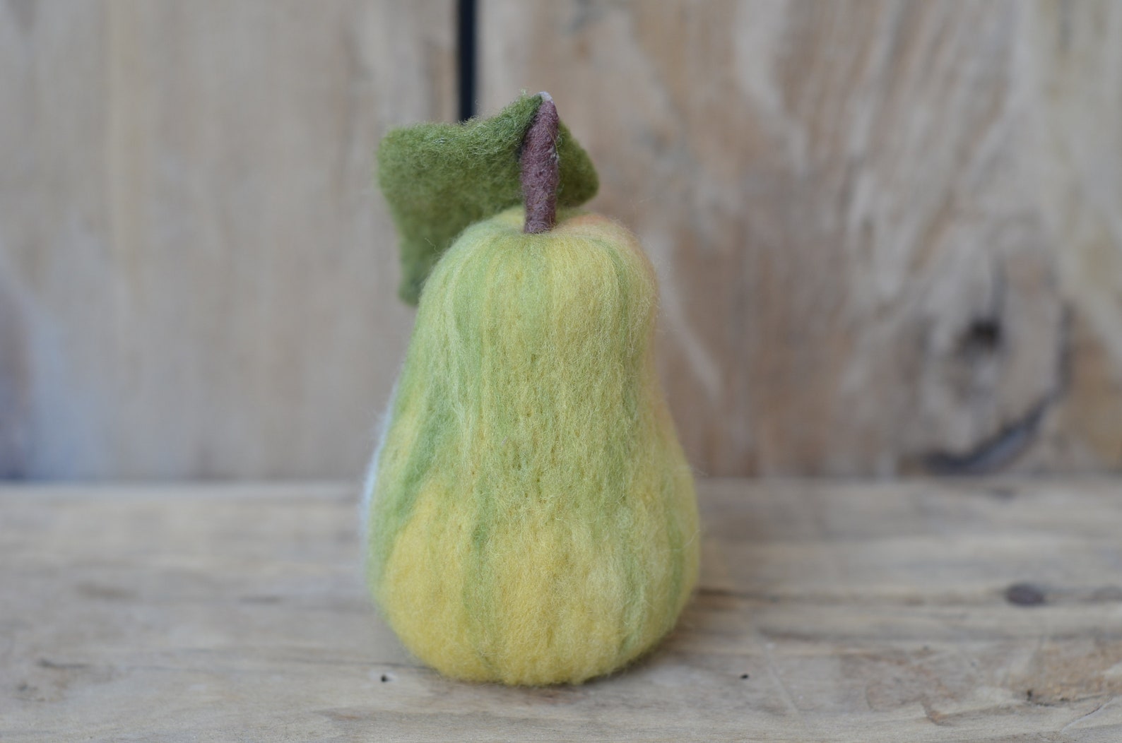 Needle Felt Pear Different Collors With Leaf in Life Size, Wool Fruits ...