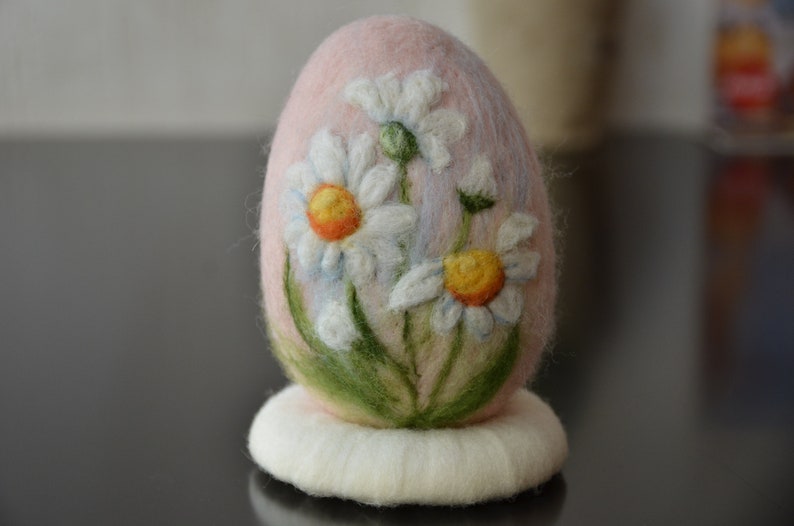 easter decoration apx4in gift for family Big felted easter egg daisy bouquet 10cm handmade on a rack painted art felt flowers ornament