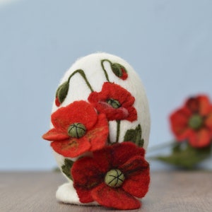 Easter decoration felt easter egg 3D red poppies 5in apx12cm on a stand, easter decoration, gift for family image 4