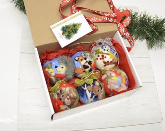 Felt Christmas set decoration with forest animals ornamenst, 6 small christmas balls for christmas tree in gift box