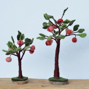 Small or big felt decorative apple tree art decoration, gift for family, art cafe table decor, home decor, apple farm house decoration