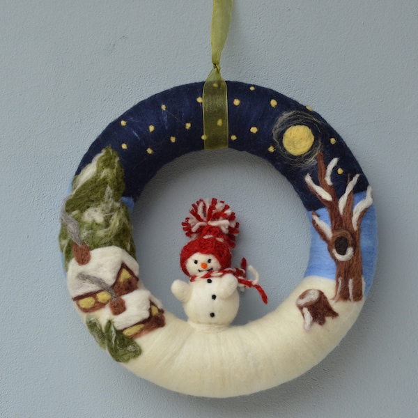 Handmade felt Christmas wreath with snowman in a CXhristmas night, door or wall hanging Holiday decoration, Christmas gift for family