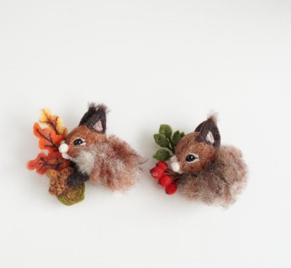 Needle Felted Squirrel Brooch: Autumn Accessory With Rose Hips or Oak Twig 