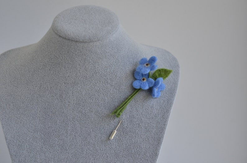 Forget me not pin, light blue flower brooch, wedding boutoniere pin flower, needle felt forget me not jewelry image 5