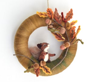 Needle Felt Squirrel Wreath: Autumn Oak Twig Wall Decor