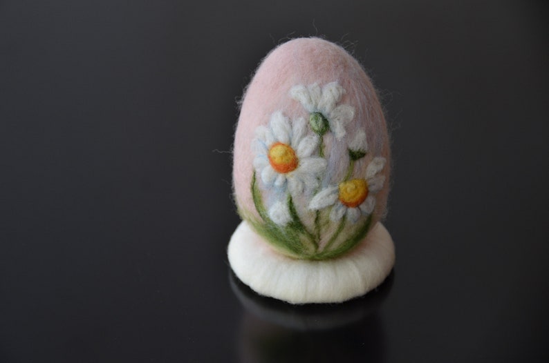 easter decoration apx4in gift for family Big felted easter egg daisy bouquet 10cm handmade on a rack painted art felt flowers ornament