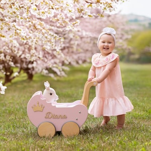 Handgemaakt Babycadeau, Roze Poppenwagen, Gepersonaliseerd Speelgoed voor 1-jarig Meisje, Houten Loopwagen, Montessori Speelgoed v. Peuters