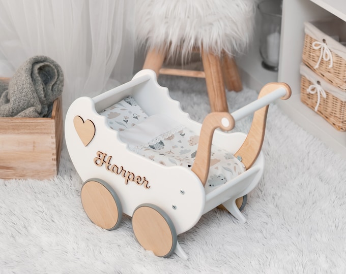 Retro Disney Winnie the Pooh Hauck Apollo Mini Dolls Pushchair 90s