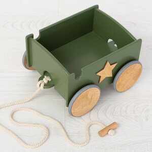 Kids Toy Box with Wheels | Wooden Baby Wagon | Pull Toy Wagon for Girl | Personalized Baby Girl Pull Toy Box | Montessori Toy | Pull Toy wit Wheels | Custom Toy with Name | Handmade Baby Girl Gift | First Birthday Gift for Girl | Montessori Baby Toy