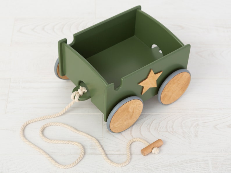Kids Toy Box with Wheels | Wooden Baby Wagon | Pull Toy Wagon for Girl | Personalized Baby Girl Pull Toy Box | Montessori Toy | Pull Toy wit Wheels | Custom Toy with Name | Handmade Baby Girl Gift | First Birthday Gift for Girl | Montessori Baby Toy