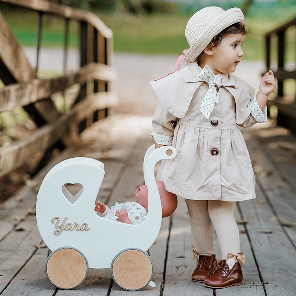 Puppenwagen im Retro-Stil, Holz Kinderwagen Spielzeug, Personalisierter Lauflernwagen, Montessori Spielzeug, 1 Jahr altes Mädchen Geschenk