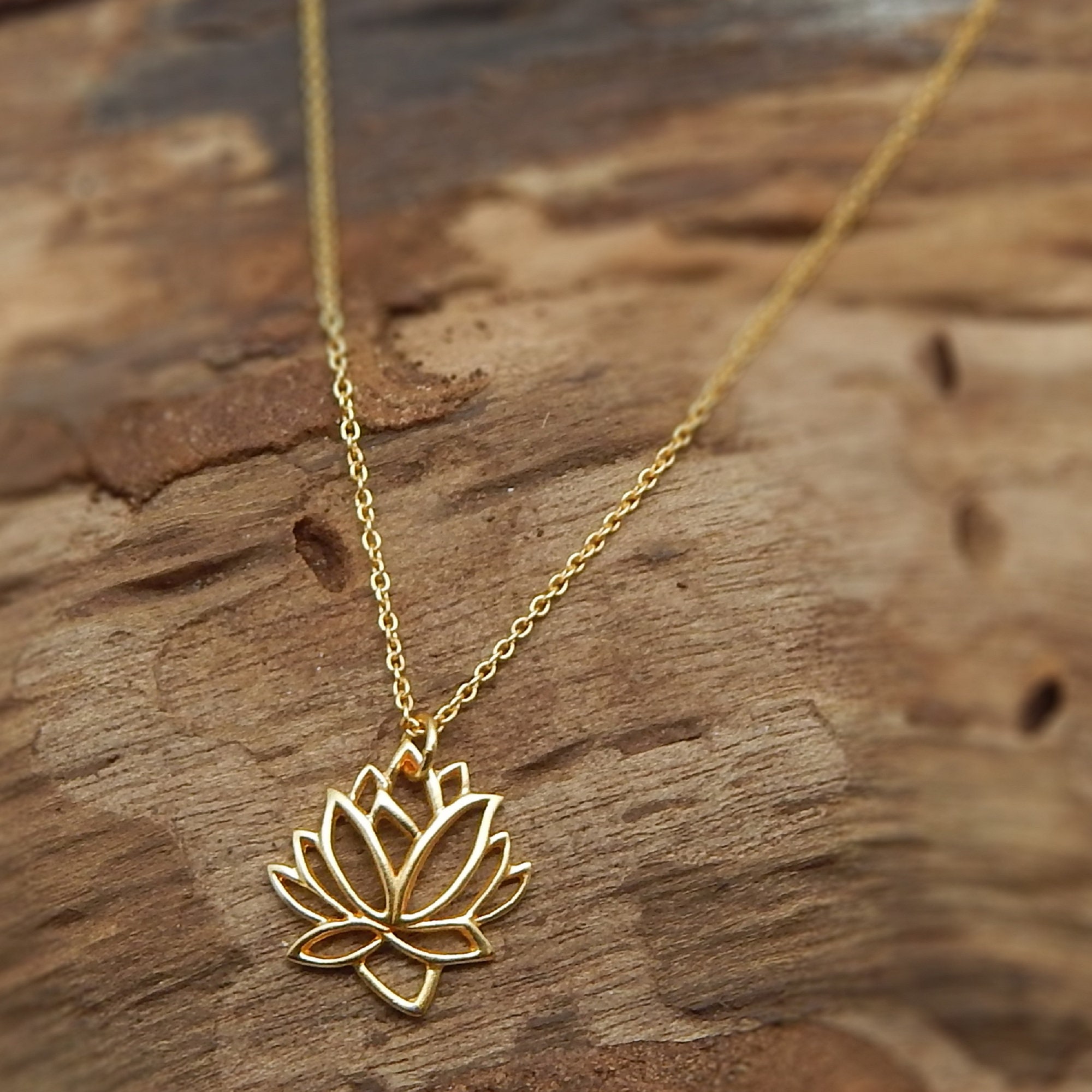 YFN Lotus Collana In Argento Sterling 925 Con Ciondolo Fiore Di Loto – Gioiello Significativo Per Donna E Mamma, 45,7 Cm