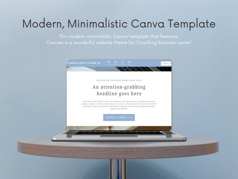 Puede incluir: Una maqueta de computadora port&aacute;til sobre una mesa de madera con un fondo azul. La pantalla de la computadora port&aacute;til muestra una plantilla de sitio web para un negocio de coaching. El sitio web presenta un titular que dice "Un titular que llama la atenci&oacute;n va aqu&iacute;" y un bot&oacute;n que dice "Inscribirse ahora".