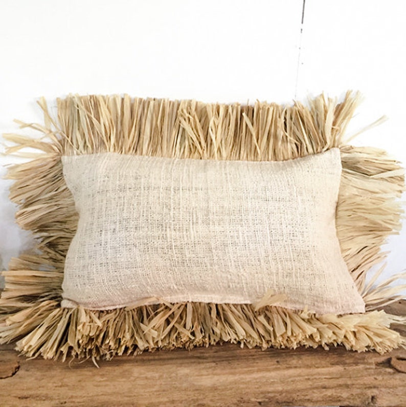 Linen cushion cover with raffia fringe NEW