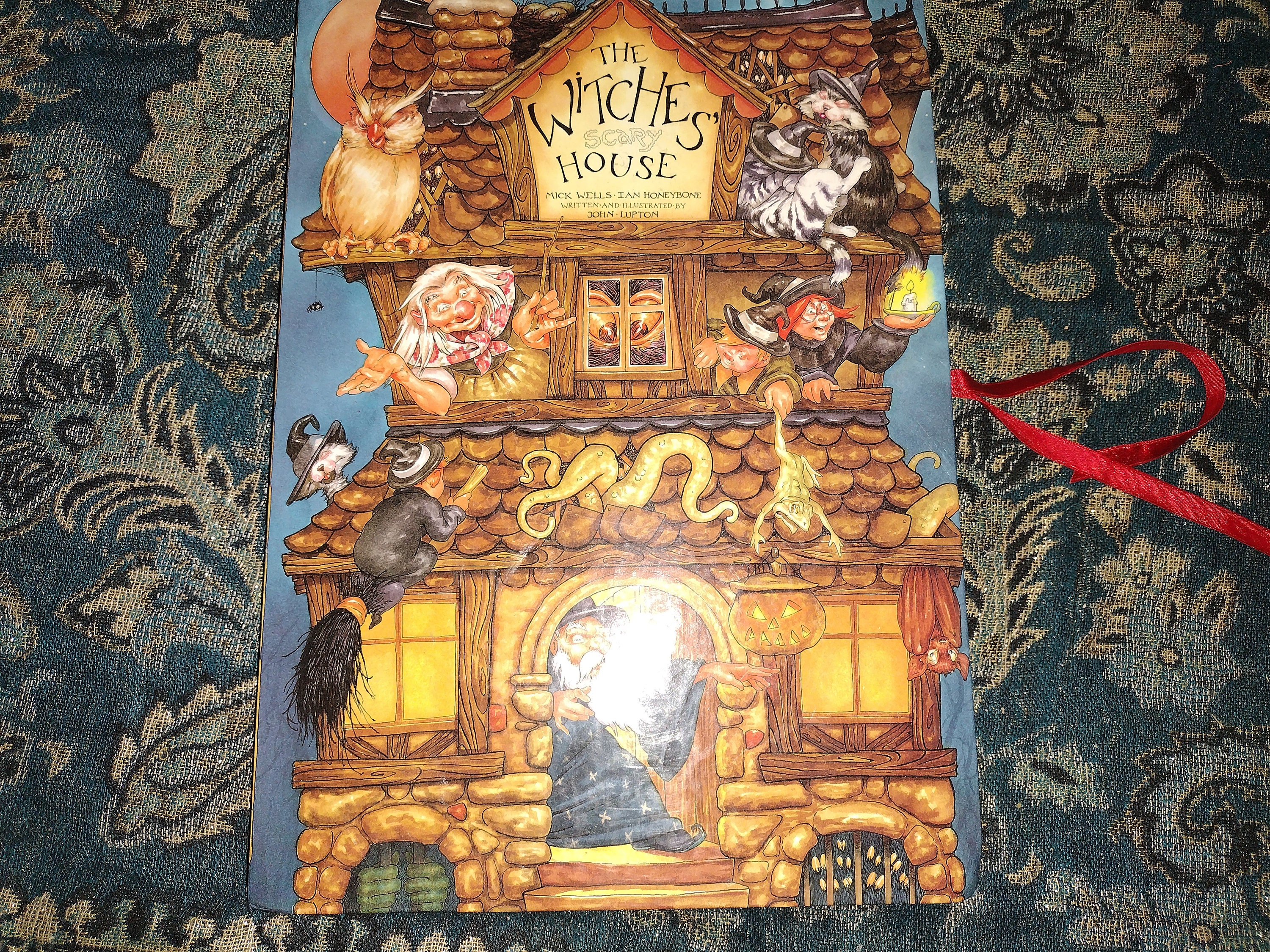 Classic Tales of Horror by Terry Oakes, or the Witches House