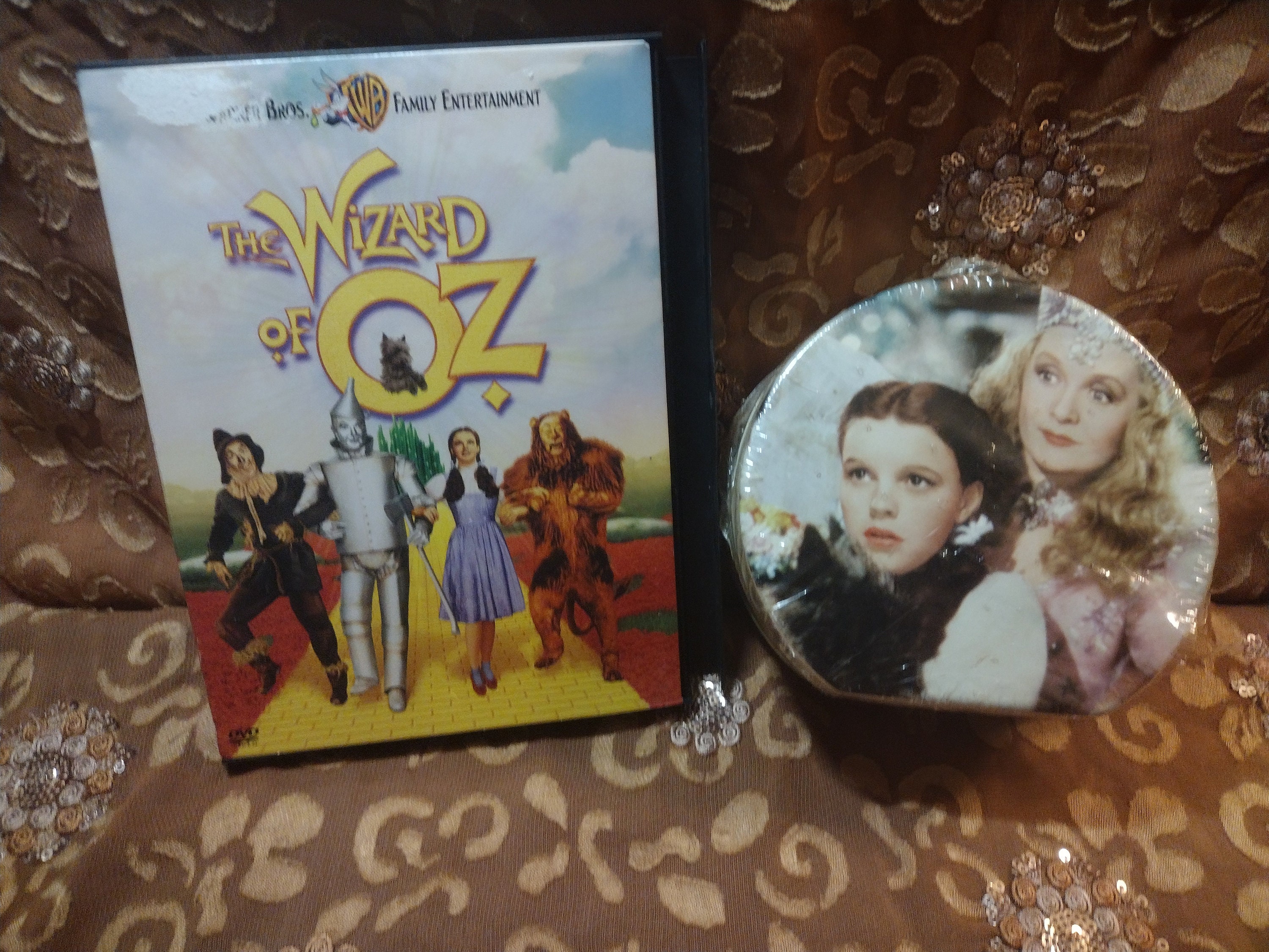 Wizard of Oz Collectible Set: Sealed Tin Purse & DVD - Etsy