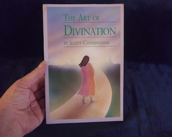 The Art of Divination by Scott Cunningham-vintage 1993 first Edition-Ask to bundle books for refund on shipping overages