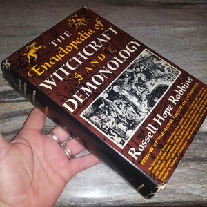 The Encyclopedia of Witchcraft and Demonology 1st Edition