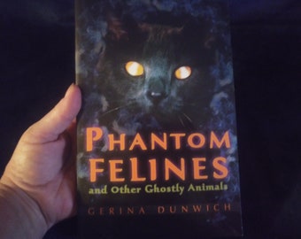Felinos fantasma y otros animales fantasmales de Gerina Dunwich - Primera edición vintage