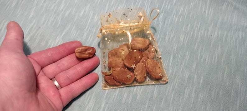 13 Hoodoo Wishing Beans-In a Mojo Bag bild 5