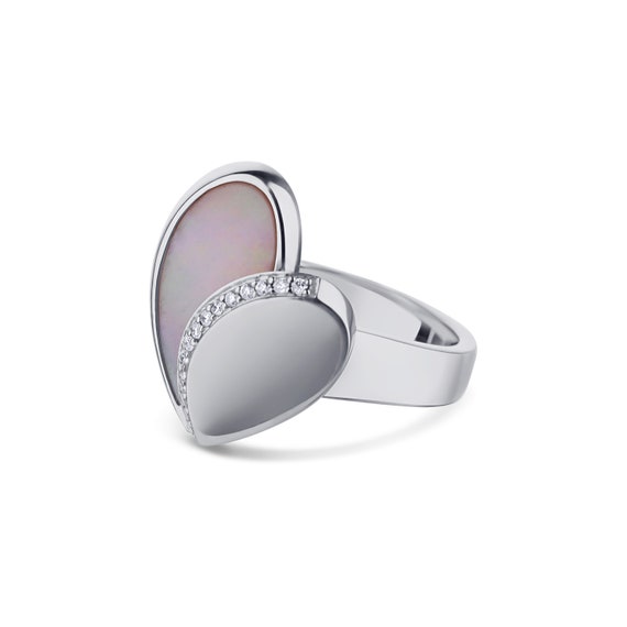 Movado Trillion Cut Diamond 18k White Gold Engagement Ring | eBay