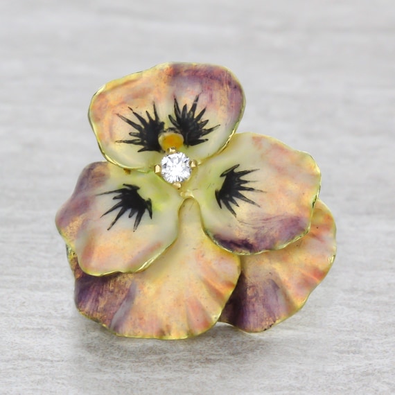 Pansy Flower Pin