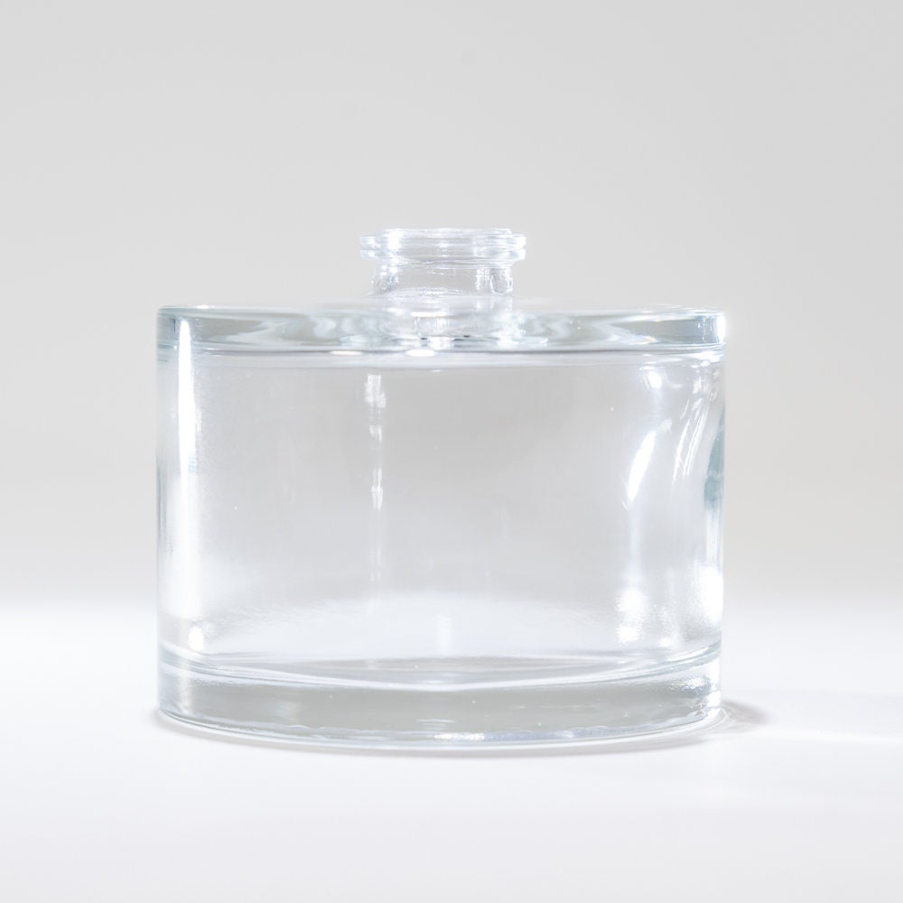 6PCS 50ml Glass Empty Bottle, Refillable Perfume Bottle Spray Bottle  Perfume Atomizer Dispenser, Sim…See more 6PCS 50ml Glass Empty Bottle,  Refillable