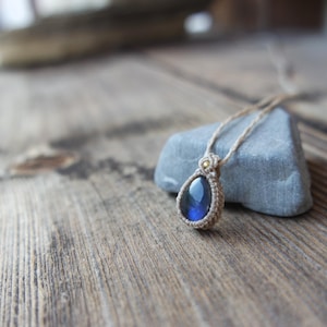 Labradorite Macrame Pendant Necklace: Boho Crystal Zodiac Jewelry