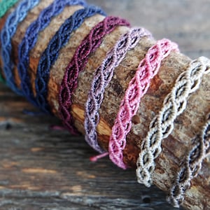 bracciletto macrame,braccialetto,braccialetto estate,filo cerato,chiusura scorrevole,regalo unisex,braccialetto boho,