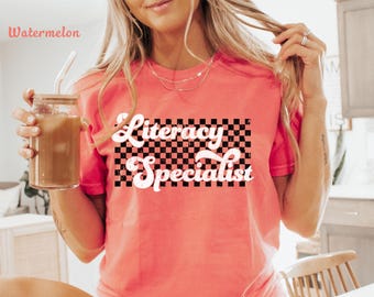 Literacy Specialist Shirt Literacy Teacher TShirt Reading Teacher Shirt Retro Reading Teacher Tee Checkered Reading Teacher Comfort Colors