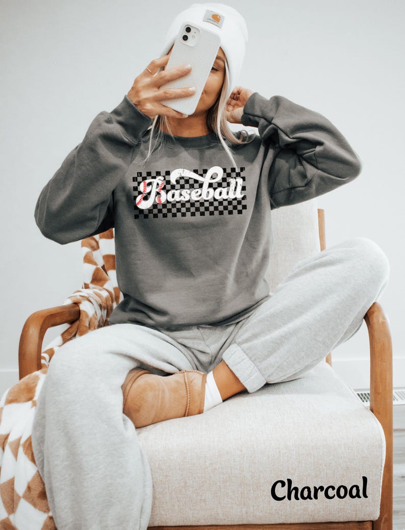 Baseball Crewneck Sweatshirt, Baseball Hoodie, Vintage Baseball Shirt Gift Retro Baseball Sweater, Baseball Hoody, Baseball Mom Sweatshirt Bild 9