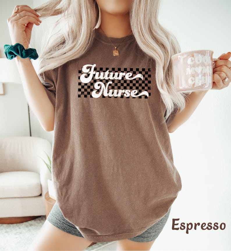 Future Nurse Shirt Gift for Future Nurse Tee, Nursing Student Shirt, Nursing School Shirt, Student Nurse Gift, Tshirt Comfort Colors T-shirt Bild 5