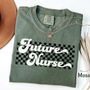 Future Nurse Shirt Gift for Future Nurse Tee, Nursing Student Shirt, Nursing School Shirt, Student Nurse Gift, Tshirt Comfort Colors T-shirt Bild 2