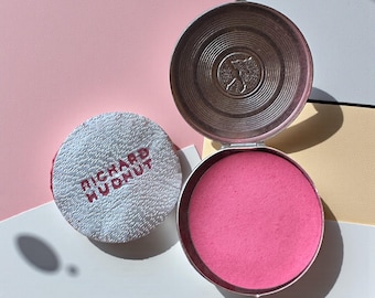 Vintage Richard Hudnut 1930s Rouge Compact Marvelous Line Tiny 1.25in Signed Puff (R)