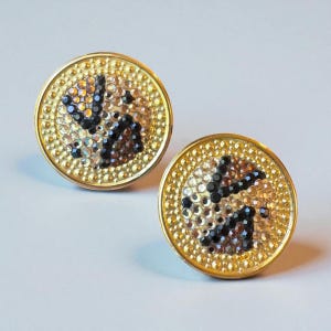 Vintage Richard Kerr Gold Tone Animal Print Huge Signed Crystal Disc Clip On Earrings