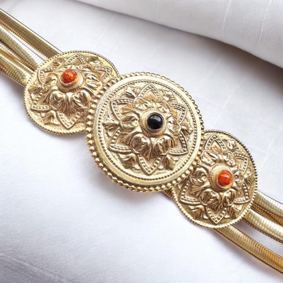 Vintage Accessocraft NYC Gold Medallion Etruscan Belt With  display picture 3