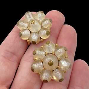 Vintage Crown Trifari Alfred Phillipe Lucite Beaded Balls Gold Tone Cluster Clip On Earrings  1 1/8”