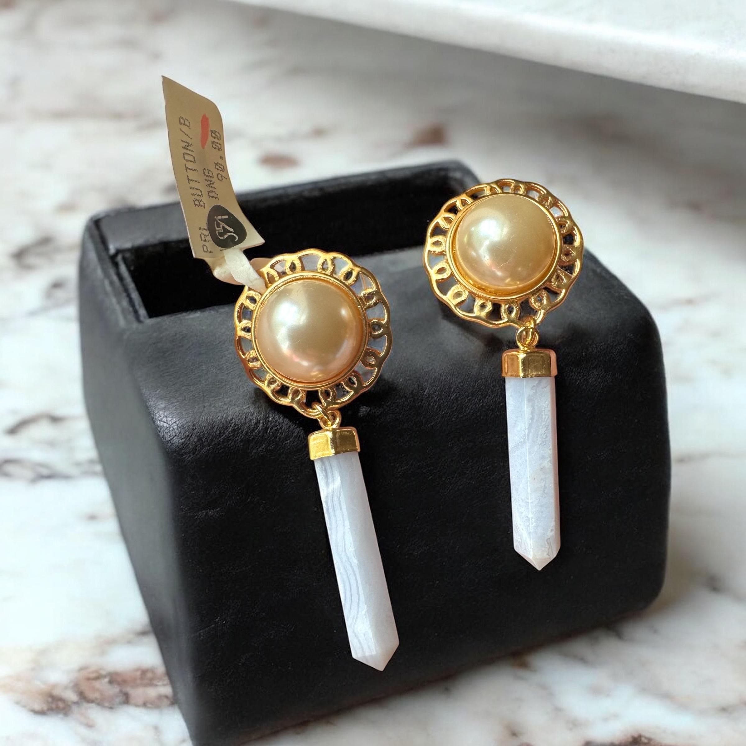 Saks Vintage Jewelry UK