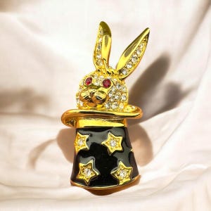 KJL Magic Bunny Rabbit in Magician Hat Pin Brooch Gold Tone Rhinestone