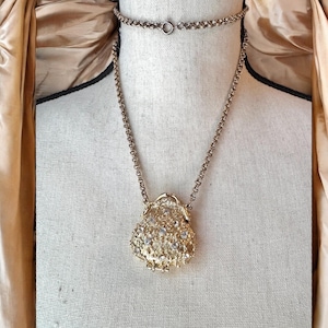 Vintage Gold Plated Filigree Crystal Rhinestone Miniature Hinged Purse Pendant Necklace (D)