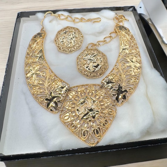 Vintage Jose Maria Barrera Gold Tone Necklace Earrings Set NOS