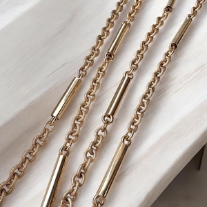 Vintage Gold Tone 32” Chain Link Necklace with Short and Long Links