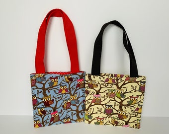 Dog Bag Mini Kids Childs Tote Bag in Labrador Dog PVC Oilcloth Dogs and Dots Gift Bag Mini Shopper