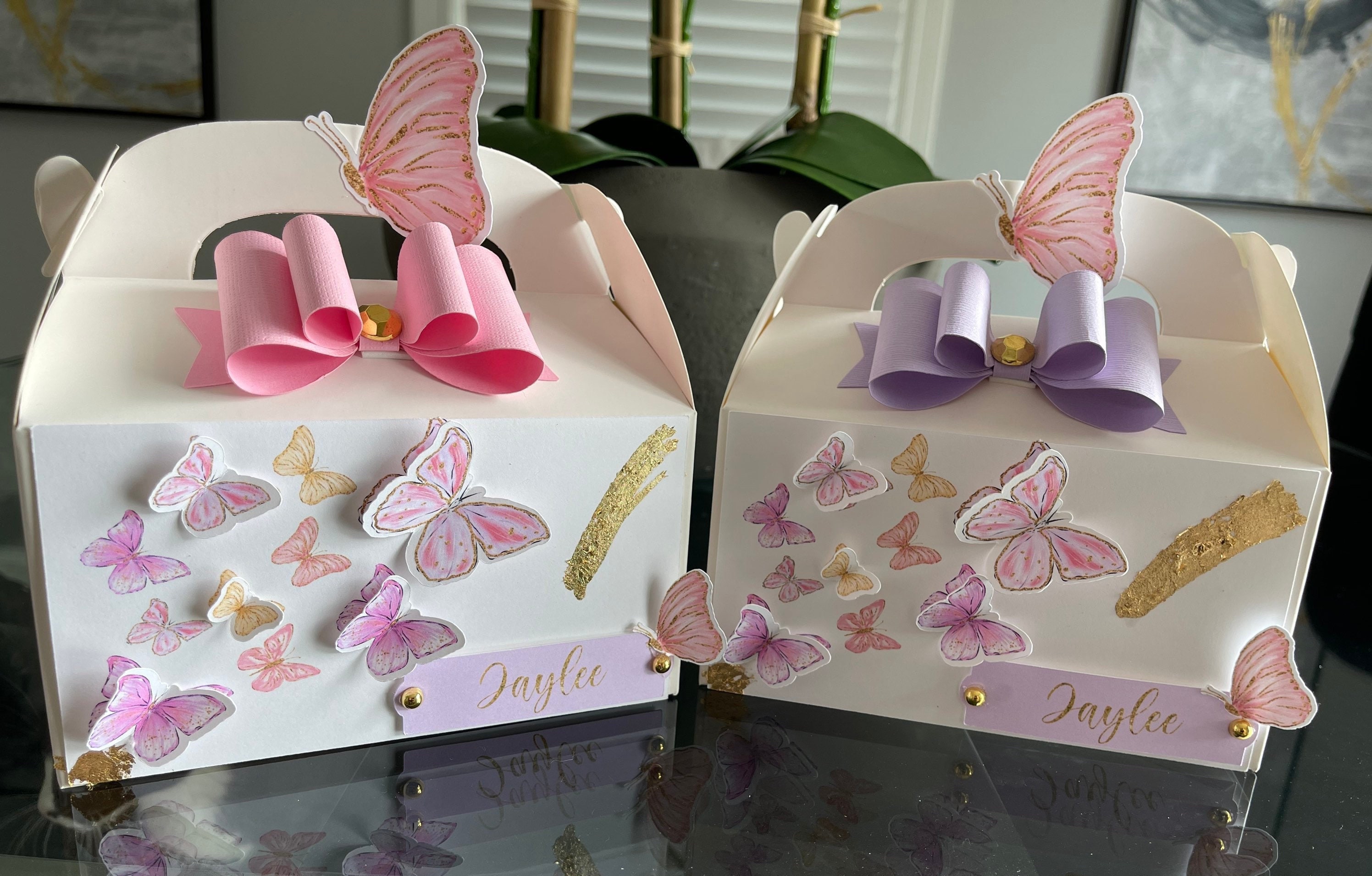 24 Scatole da Regalo con Farfalle Primaverili per Bomboniere Box per Confezioni Regalo con Fiori e Farfalle Scatole di Carta Kraft per Dolci per Festa di Compleanno Baby Shower Matrimonio