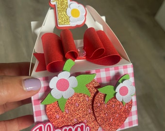 Strawberry Party Favor Box, Strawberry Birthday Theme, Strawberry Birthday Decorations, Strawberry Goody Bag