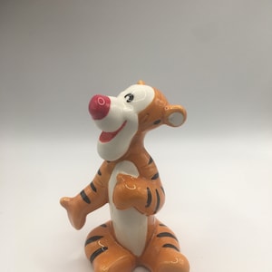 Vintage Walt Disney Japan Winnie the Pooh Tigger Ceramic Figurine.