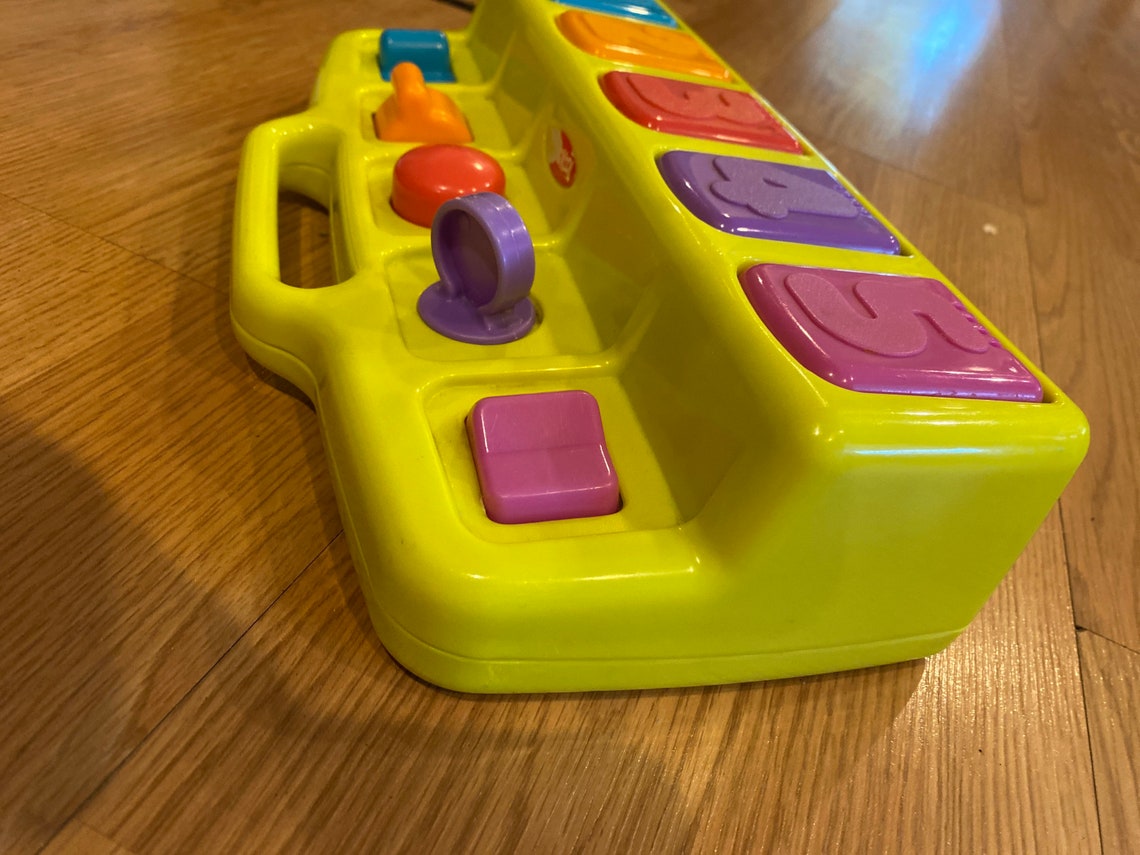 zoo in a tin toy