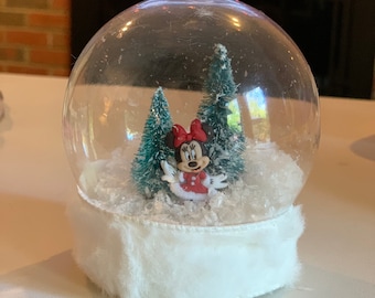 Mickey and Minnie Tabletop Ornaments // Disney Christmas Decor