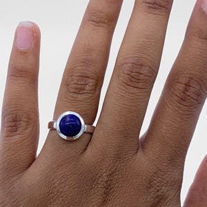 925 Stamped Sterling Silver Ladies Ring Blue Lapis Lazuli Round Gemstone Jewellery Gift Box Jewelry