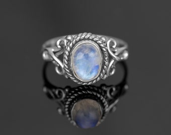 Moonstone 925 Sterling Silver Ring Designer Jewellery Oval Gemstone Gift Box Handmade Jewelry